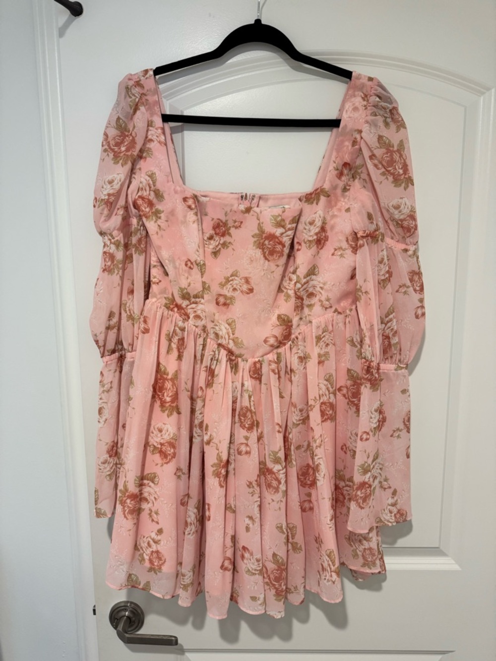SOLD - House of CB SANCIA English Vintage Rose Print Puff Sleeve Mini Dress - Picture 4 of 11